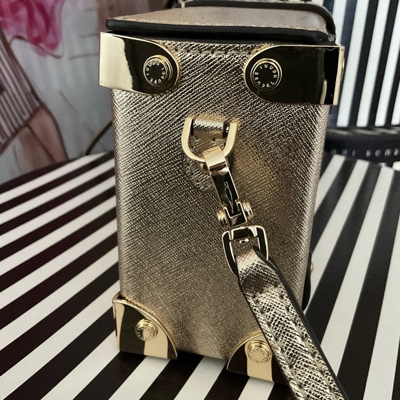 Like New Henri Bendel West 57th Mini Trunk Clutch - Picture 7 of 16